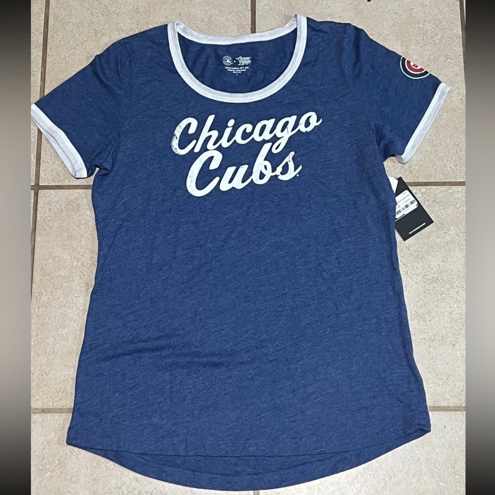 New Era Chicago Cubs Women's T-shirt -L